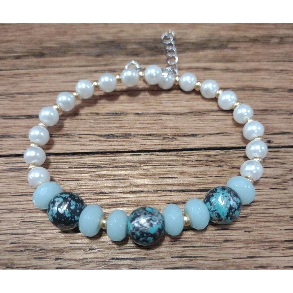 Handmade Pearl and Turquoise Beaded Bracelet Blue‎ White Gold Tone Adjustable